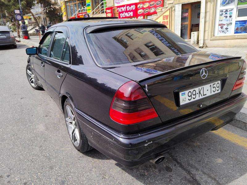 Mercedes C 180, 1999 il, 1.8 L, 343 168 km