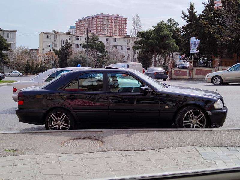 Mercedes C 180, 1999 il, 1.8 L, 343 168 km