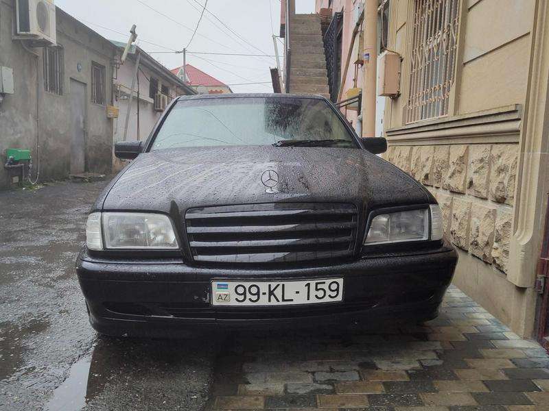 Mercedes C 180, 1999 il, 1.8 L, 343 168 km