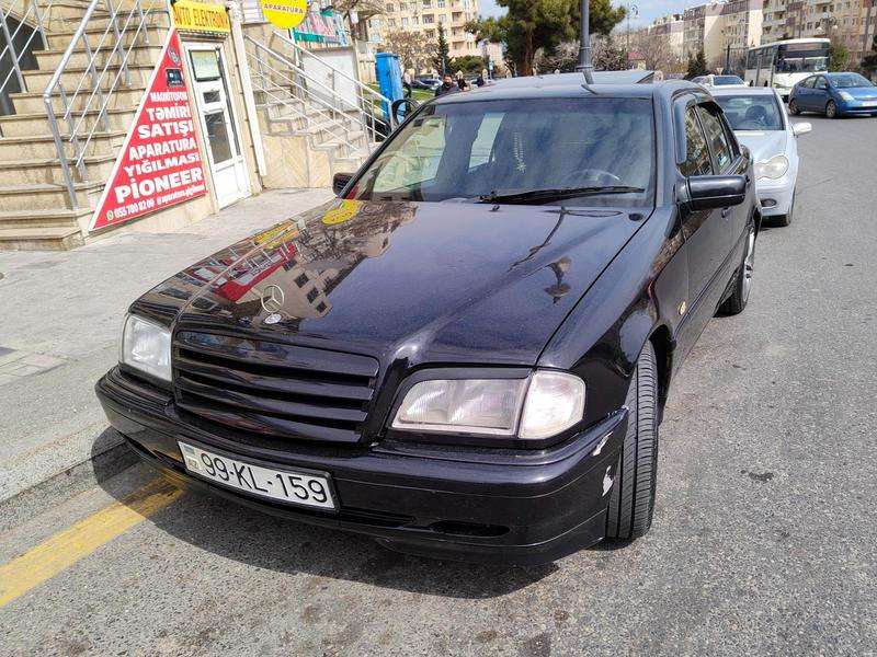 Mercedes C 180, 1999 il, 1.8 L, 343 168 km