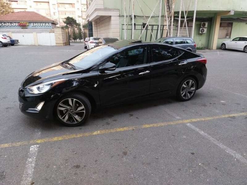 Hyundai Elantra, 2016 il, 1.8 L, 92 000 km