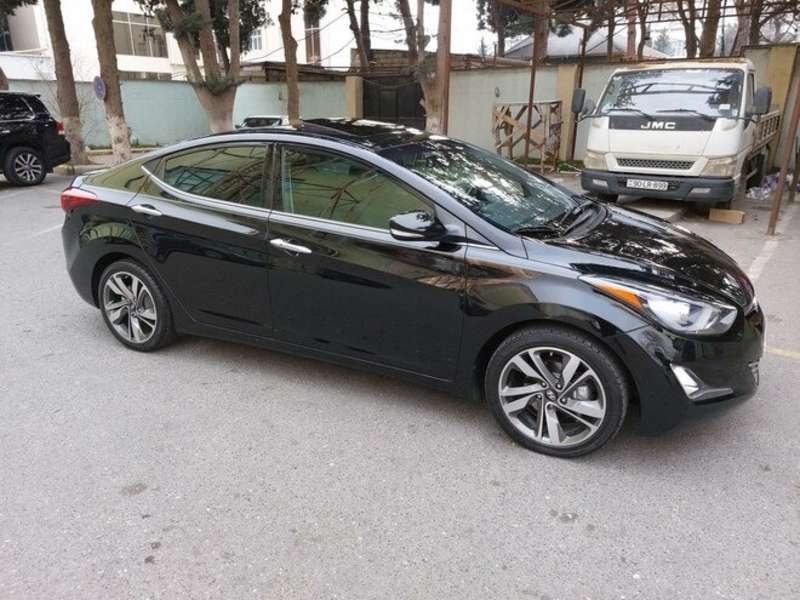Hyundai Elantra, 2016 il, 1.8 L, 92 000 km