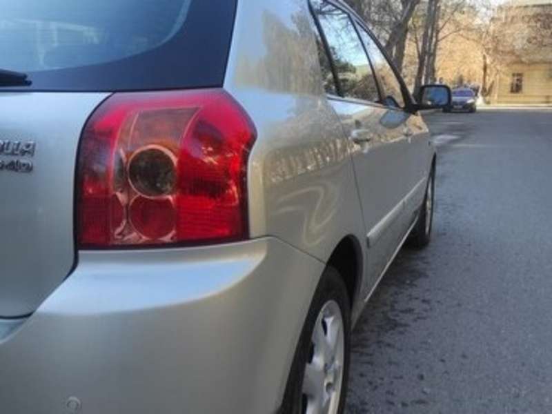 Toyota Corolla, 2006 il, 1.4 L, 230 000 km
