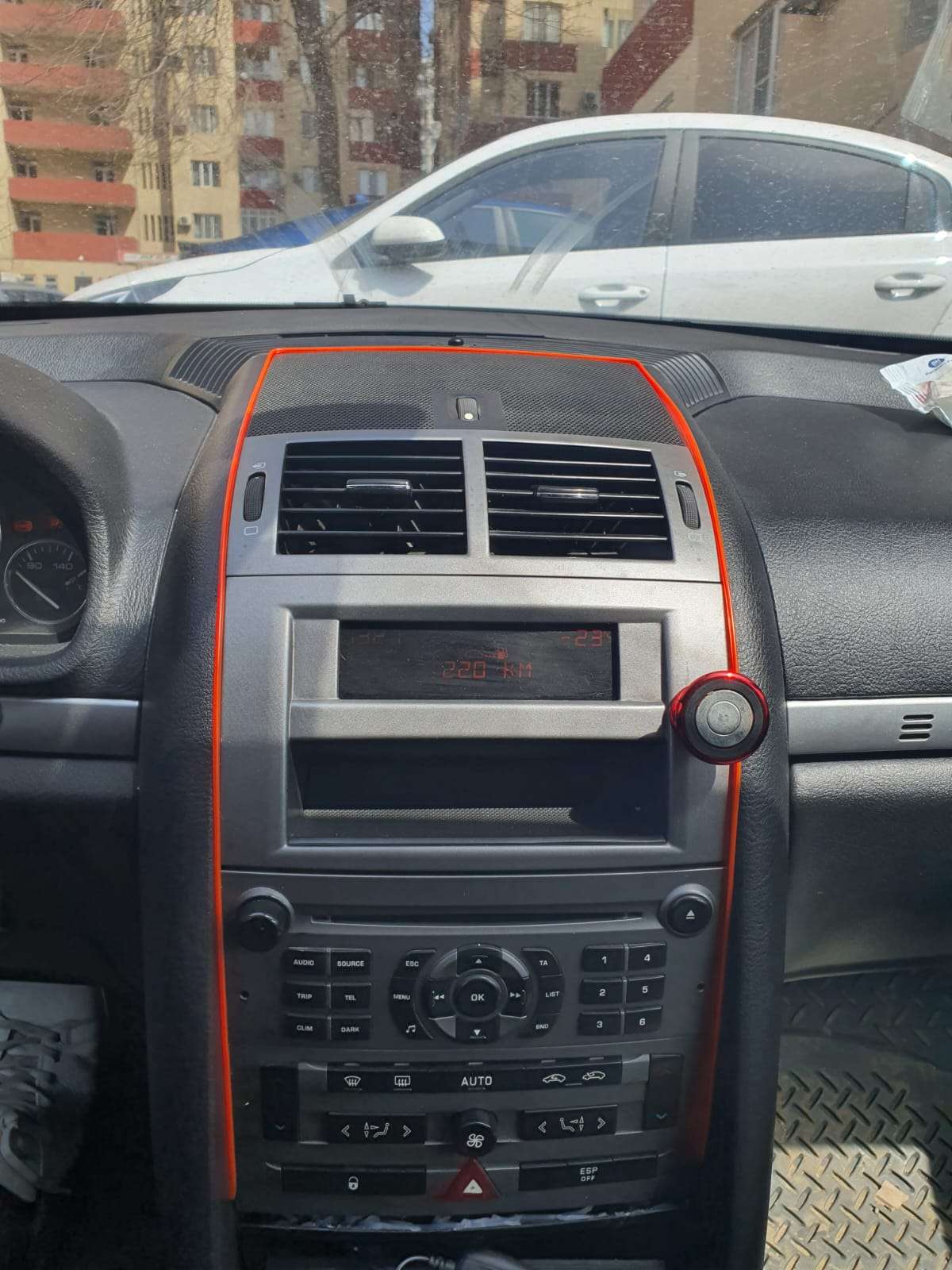 Peugeot 407, 2008 il, 2.0 L, 279 000 km