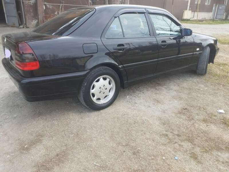 Mercedes C 180, 1999 il, 1.8 L, 257 856 km
