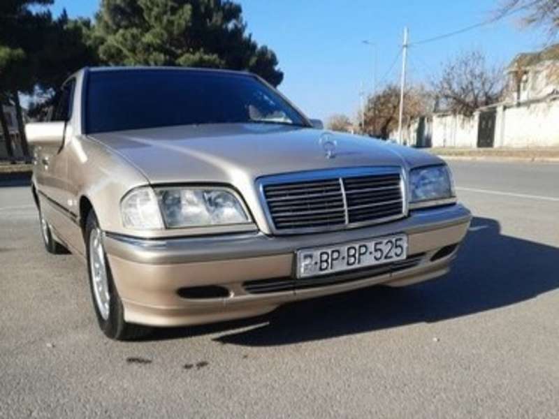 Mercedes C 180, 1999 il, 1.8 L, 300 000 km