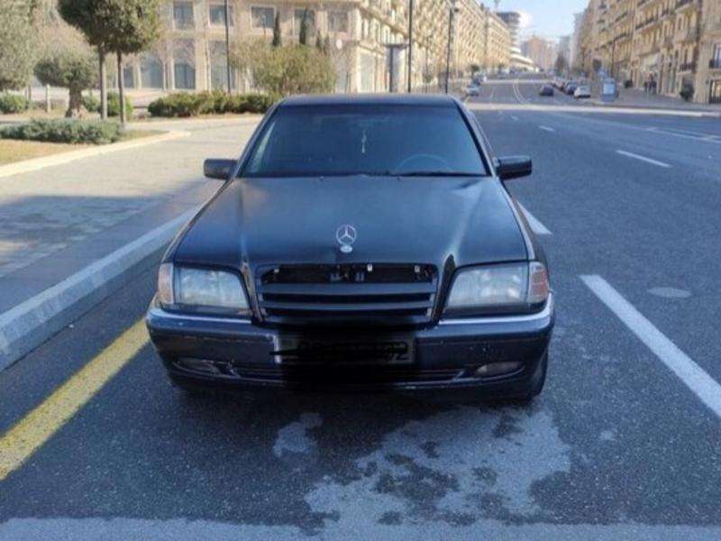 Mercedes C 200, 1996 il, 2.0 L, 416 050 km