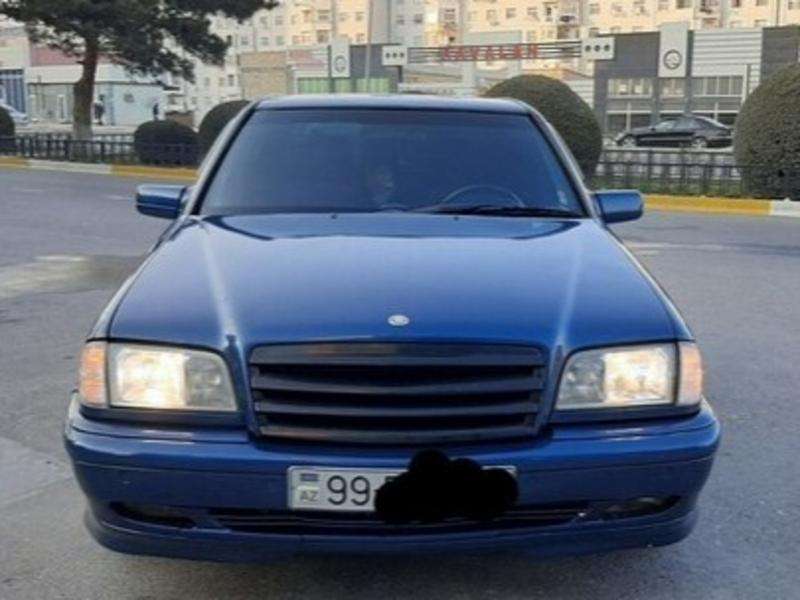 Mercedes C 240, 2000 il, 2.4 L, 276 000 km