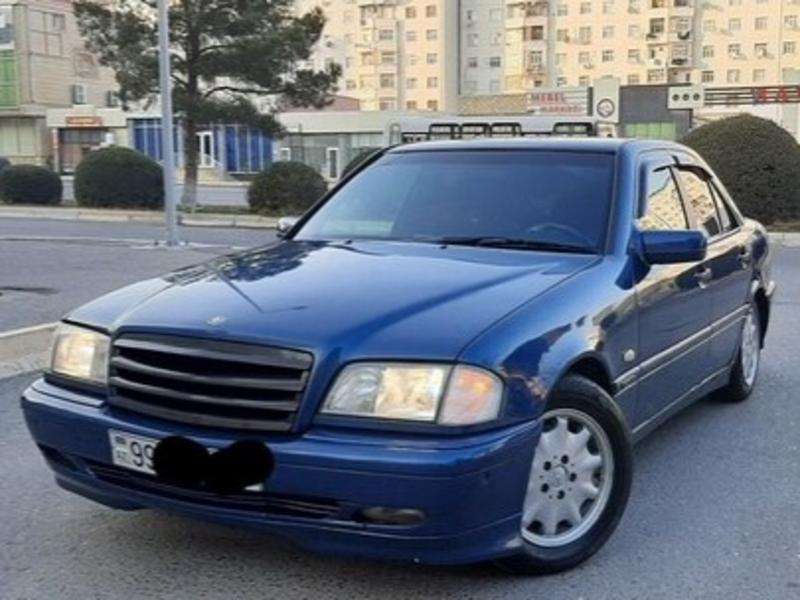 Mercedes C 240, 2000 il, 2.4 L, 276 000 km