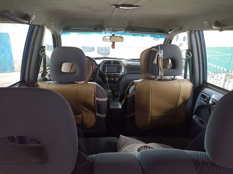 Toyota RAV4, 2003 il, 2.0 L, 192 000 km
