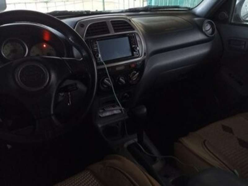 Toyota RAV4, 2003 il, 2.0 L, 192 000 km