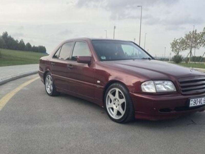 Mercedes C 240, 1999 il, 2.4 L, 290 000 km
