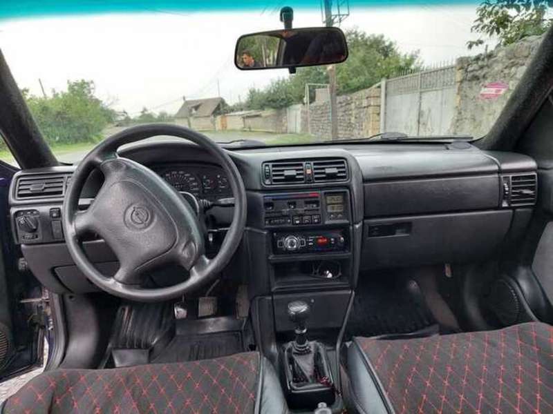 Opel Vectra, 1995 il, 2.0 L, 400 000 km