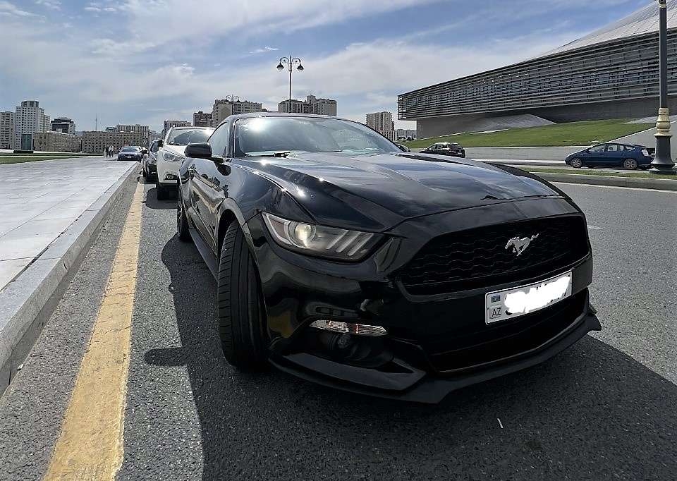 Ford Mustang, 2015 il, 2.3 L, 95 000 km