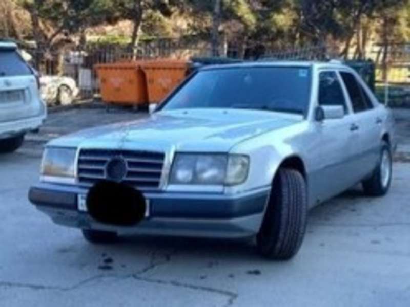 Mercedes E 200, 1989 il, 2.0 L, 300 000 km