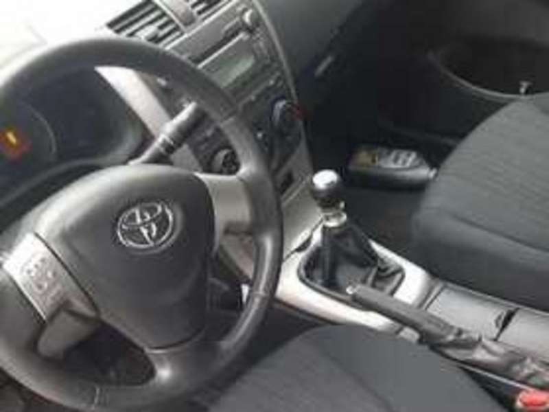 Toyota Corolla, 2005 il, 1.4 L, 143 000 km