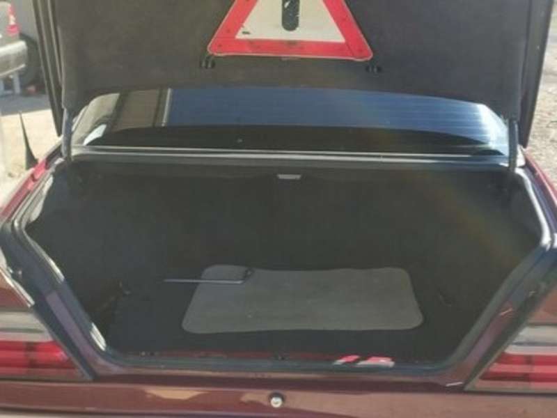 Mercedes E 200, 1990 il, 2.0 L, 461 749 km