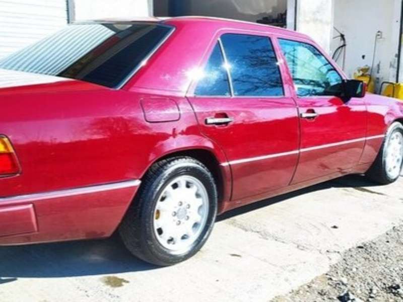 Mercedes E 200, 1990 il, 2.0 L, 461 749 km