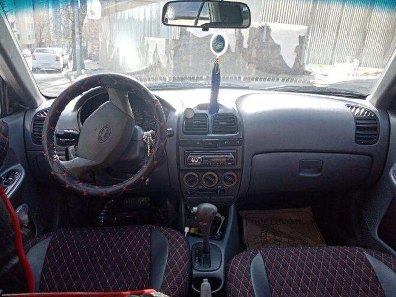 Hyundai Accent, 2004 il, 1.6 L, 420 000 km