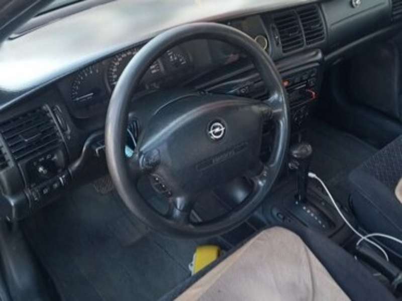 Opel Vectra, 1997 il, 2.0 L, 250 000 km