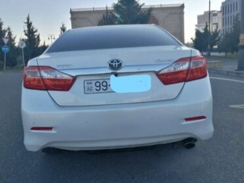 Toyota Camry, 2013 il, 2.5 L, 200 000 km