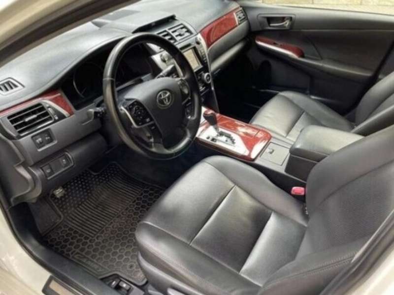 Toyota Camry, 2013 il, 2.5 L, 200 000 km