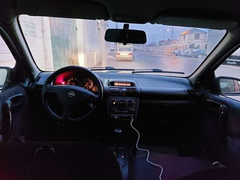 Opel Vita, 1998 il, 1.4 L, 235 000 km