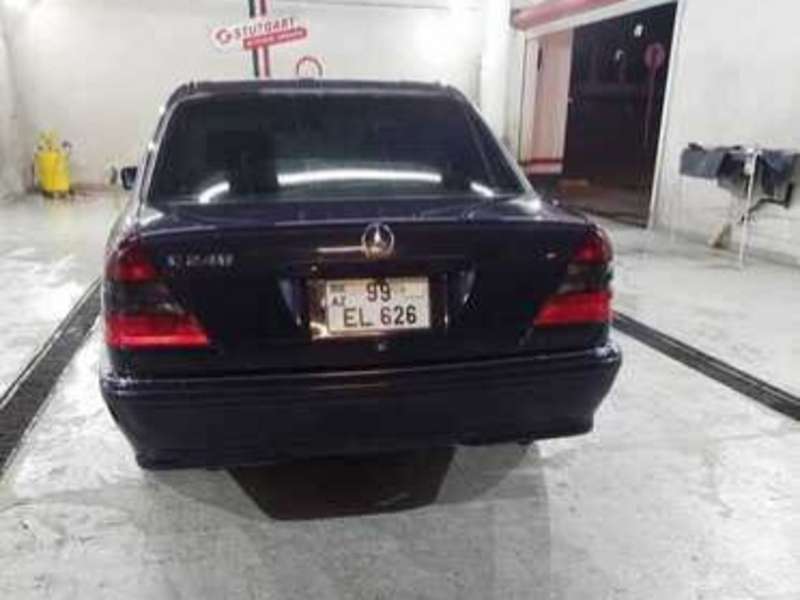 Mercedes C 240, 2000 il, 2.4 L, 270 000 km