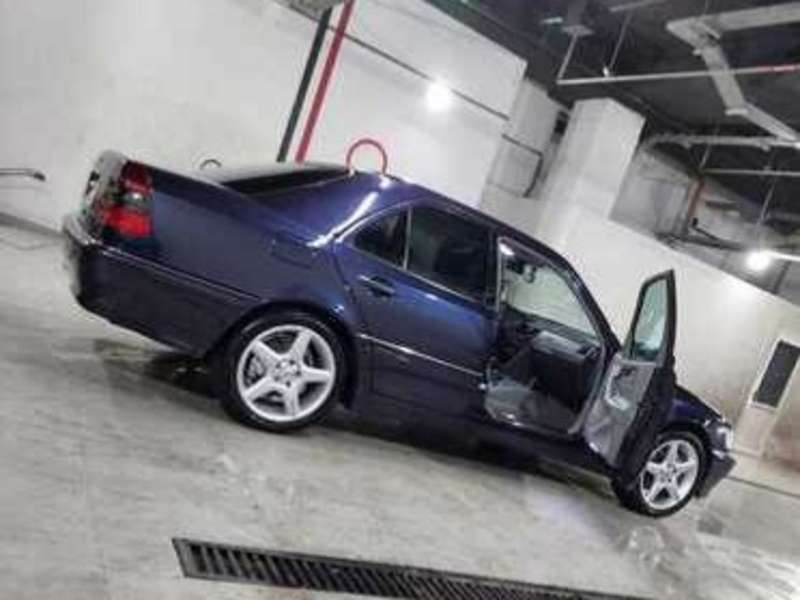 Mercedes C 240, 2000 il, 2.4 L, 270 000 km