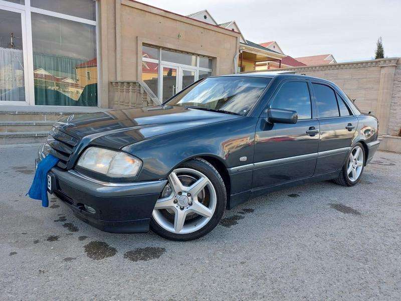 Mercedes C 240, 1999 il, 2.4 L, 274 000 km