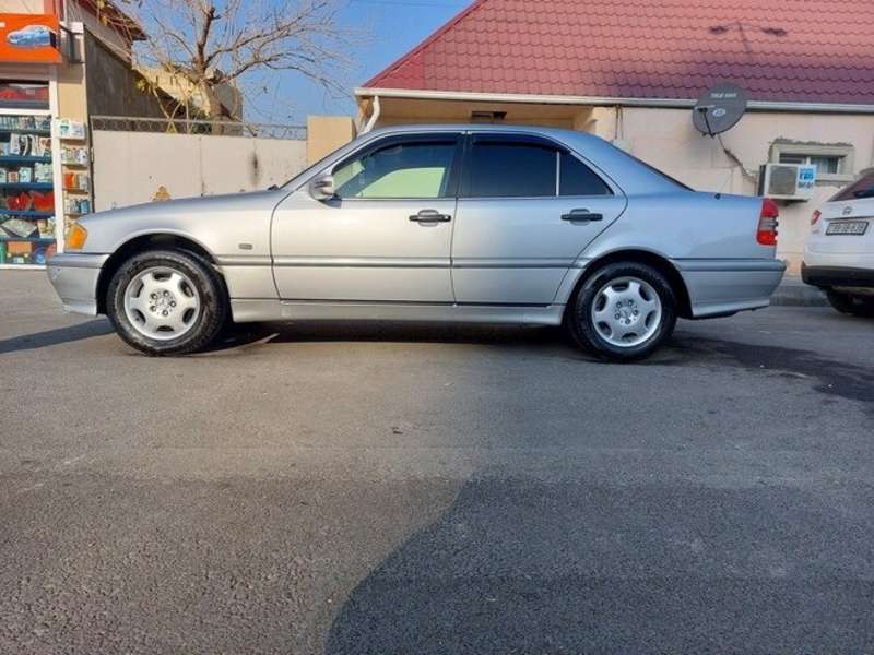 Mercedes C 220, 1996 il, 2.2 L, 370 444 km