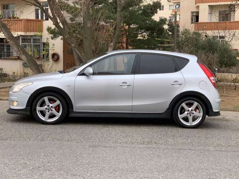 Hyundai i30, 2007 il, 1.6 L, 174 000 km