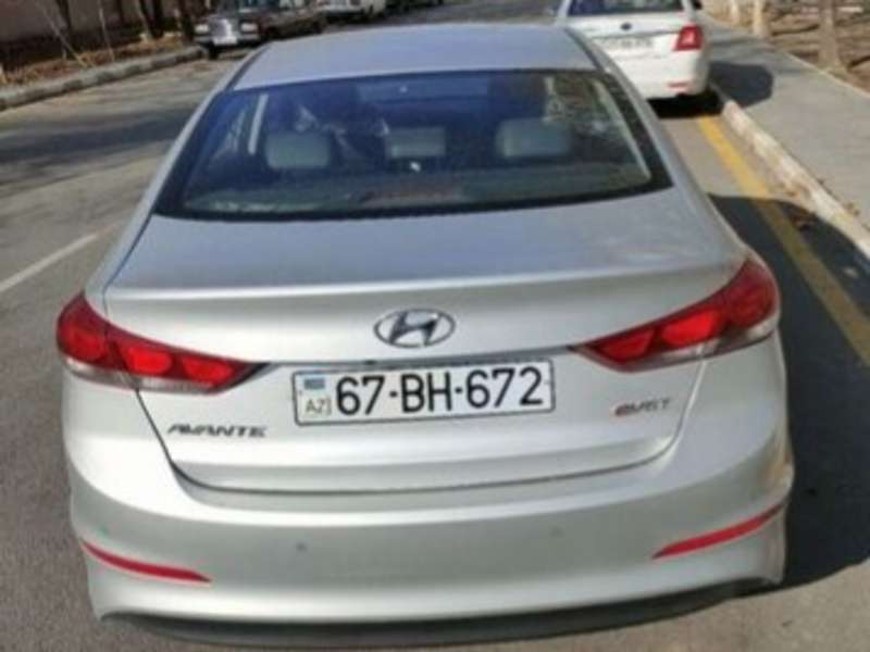 Hyundai Elantra, 2016 il, 1.6 L, 83 000 km