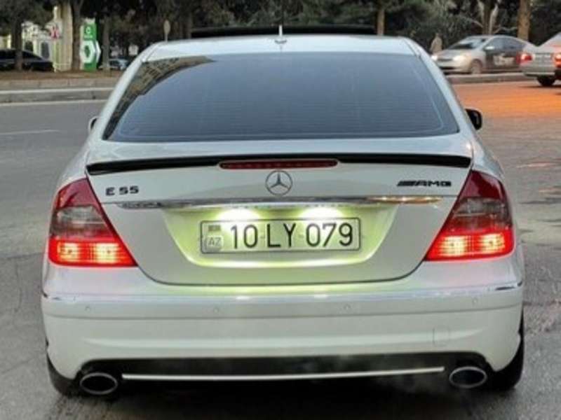 Mercedes E 350, 2006 il, 3.5 L, 171 000 km