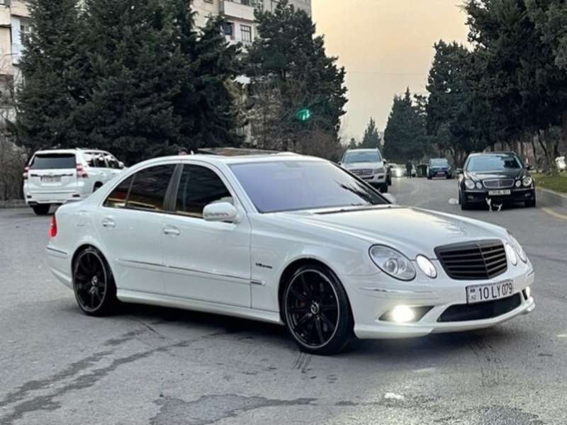 Mercedes E 350, 2006 il, 3.5 L, 171 000 km