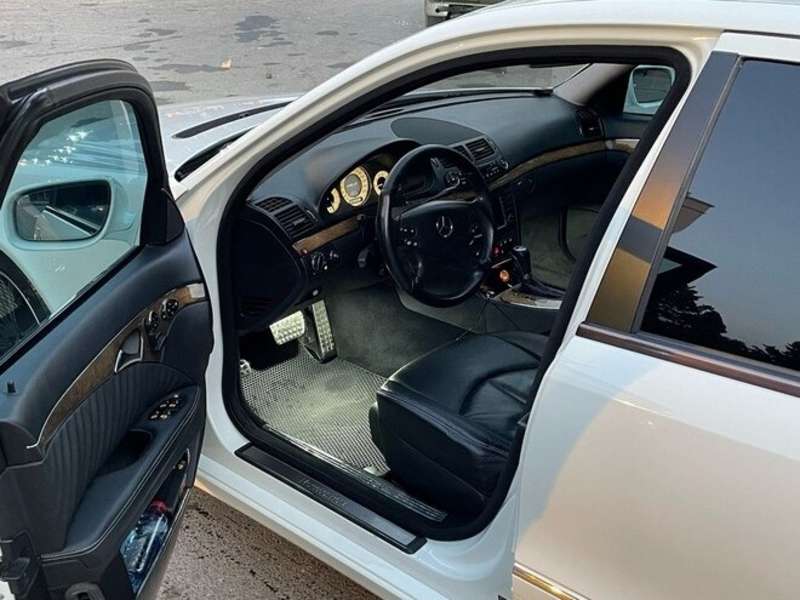 Mercedes E 350, 2006 il, 3.5 L, 171 000 km
