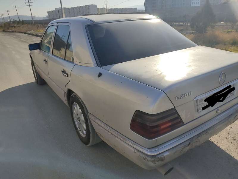 Mercedes E 200, 1993 il, 2.0 L, 58 000 km