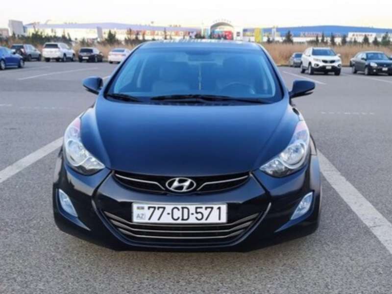 Hyundai Elantra, 2012 il, 1.8 L, 175 000 km