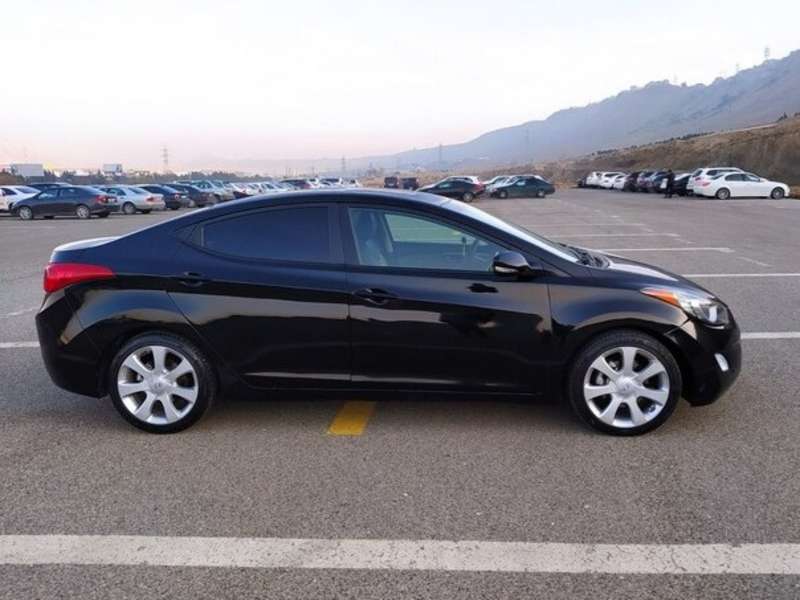 Hyundai Elantra, 2012 il, 1.8 L, 175 000 km