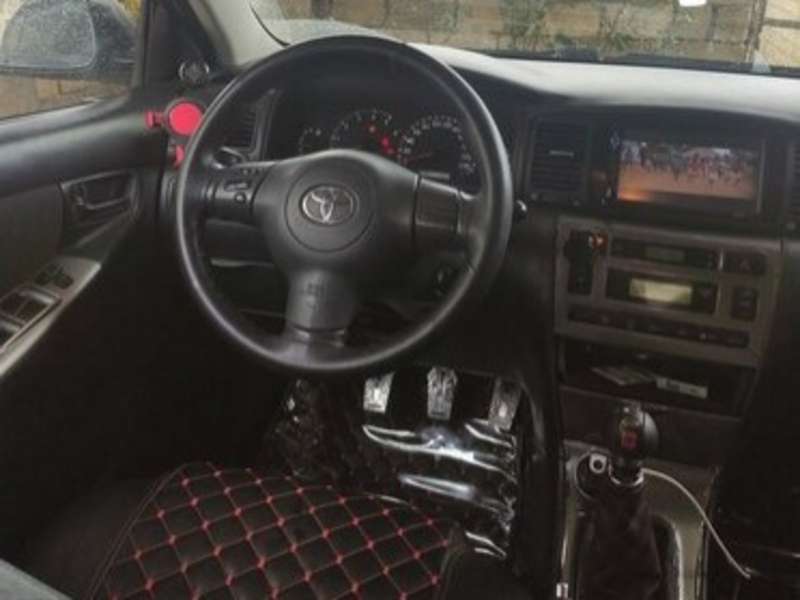 Toyota Corolla, 2006 il, 1.4 L, 198 000 km