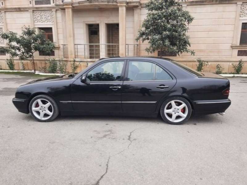 Mercedes E 280, 2000 il, 2.8 L, 271 000 km