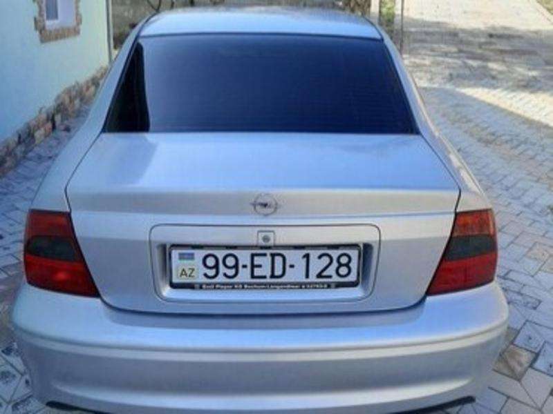 Opel Vectra, 2000 il, 1.8 L, 210 000 km
