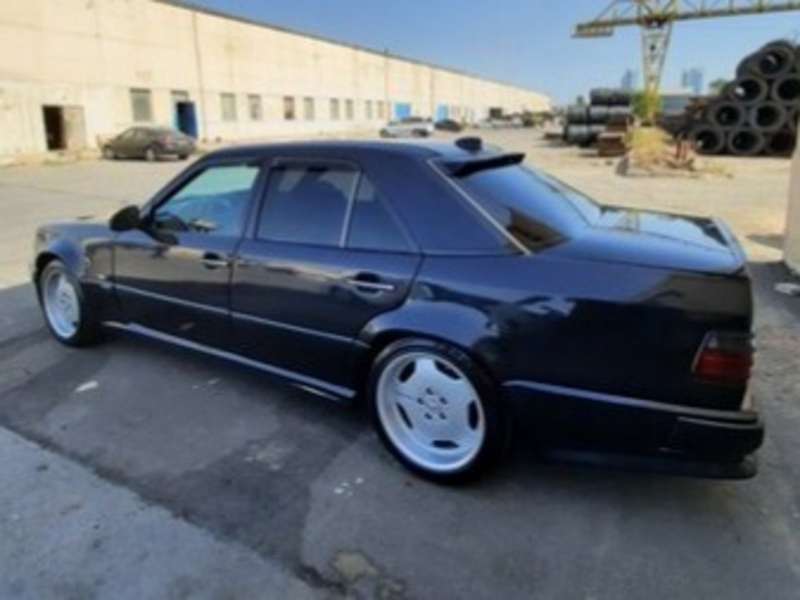 Mercedes E 220, 1994 il, 2.2 L, 395 619 km