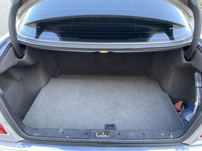 Mercedes E 240, 1998 il, 2.4 L, 440 358 km