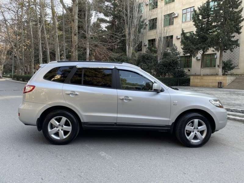 Hyundai Santa Fe, 2007 il, 2.0 L, 172 000 km