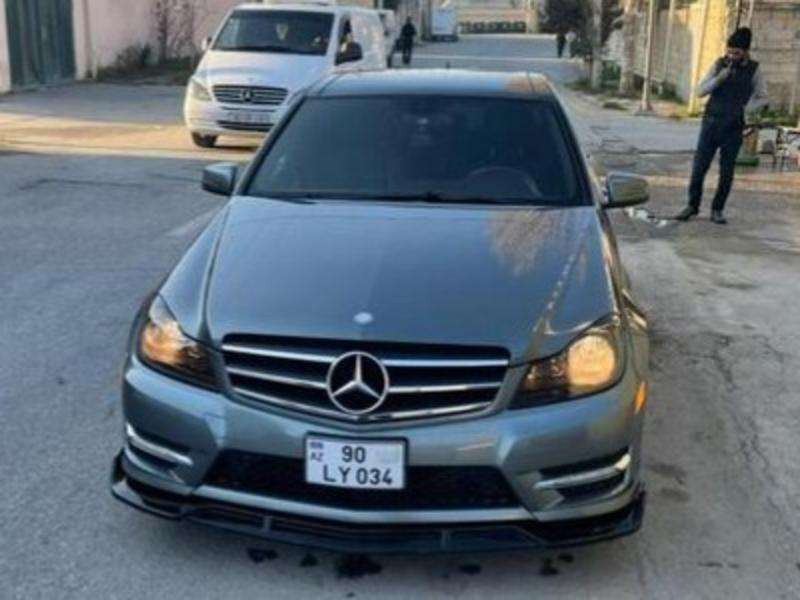 Mercedes C 250, 2012 il, 1.8 L, 180 000 km