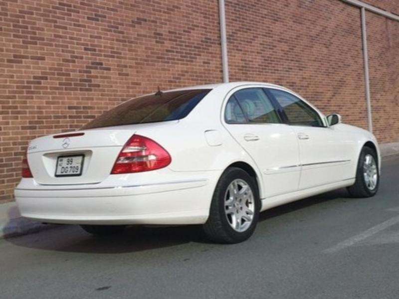 Mercedes E 320, 2003 il, 3.2 L, 239 000 km
