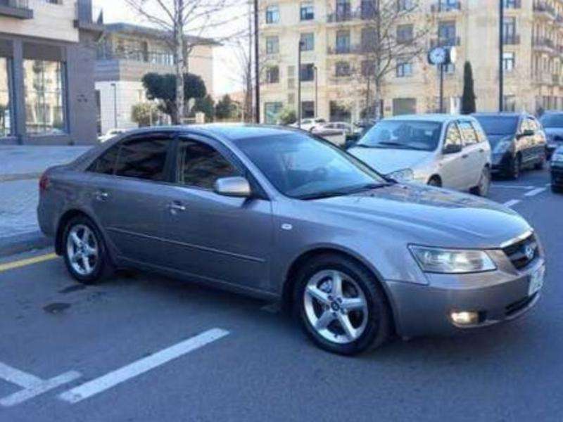 Hyundai Sonata, 2007 il, 2.0 L, 230 000 km