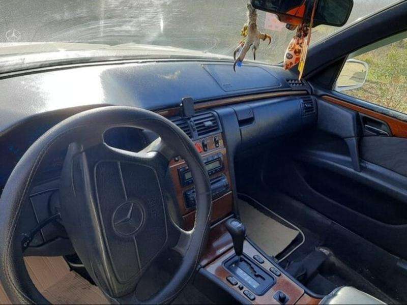 Mercedes E 280, 1996 il, 2.8 L, 120 000 km