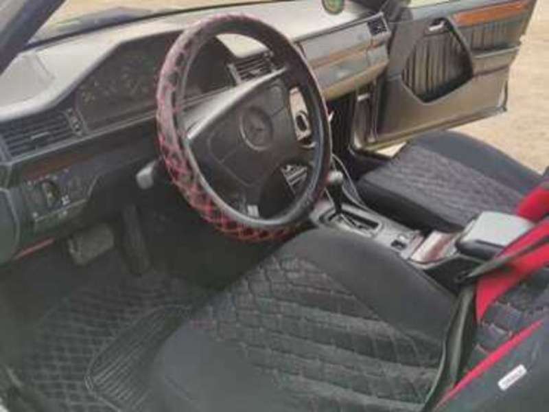 Mercedes E 250, 1995 il, 2.5 L, 850 975 km